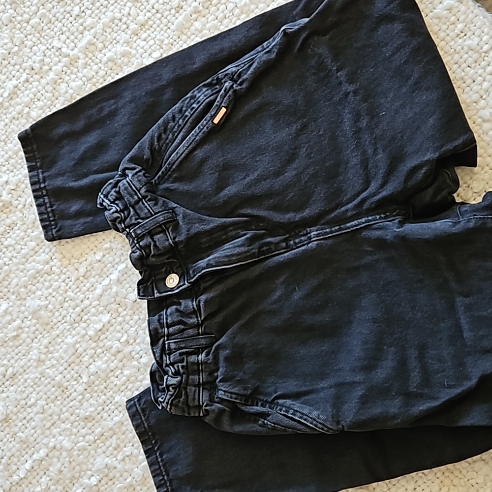 ⭐ $5 ⭐ ZARA Paper Bag Mom Jeans Black Size 0-2 Stretchy